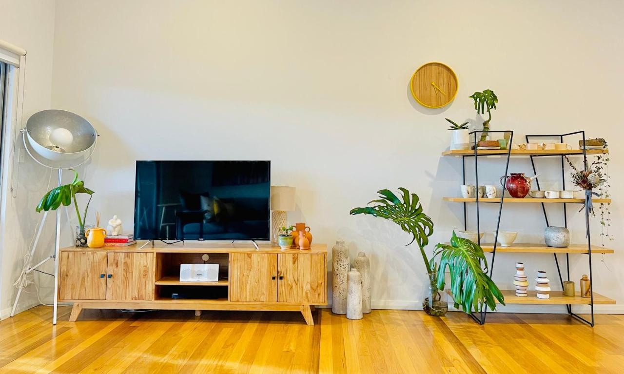 734 Apartment-2 Bedroom And 2 Bathroom Accommodation, Sleeps 4 마가렛리버 외부 사진