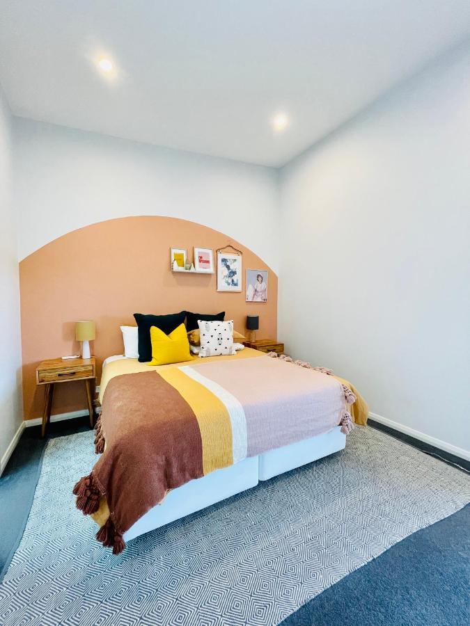 734 Apartment-2 Bedroom And 2 Bathroom Accommodation, Sleeps 4 마가렛리버 외부 사진